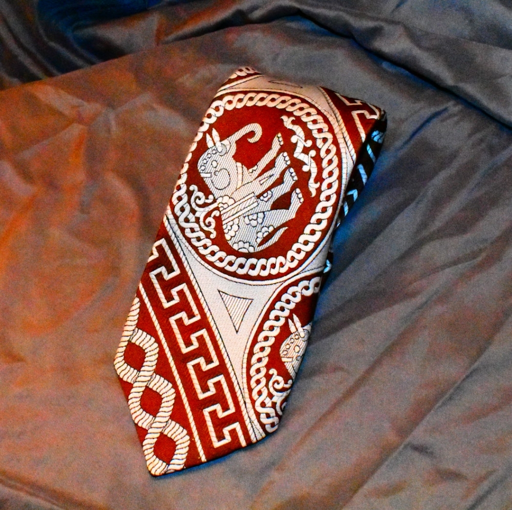 Vintage Jerré necktie with awesome elephants